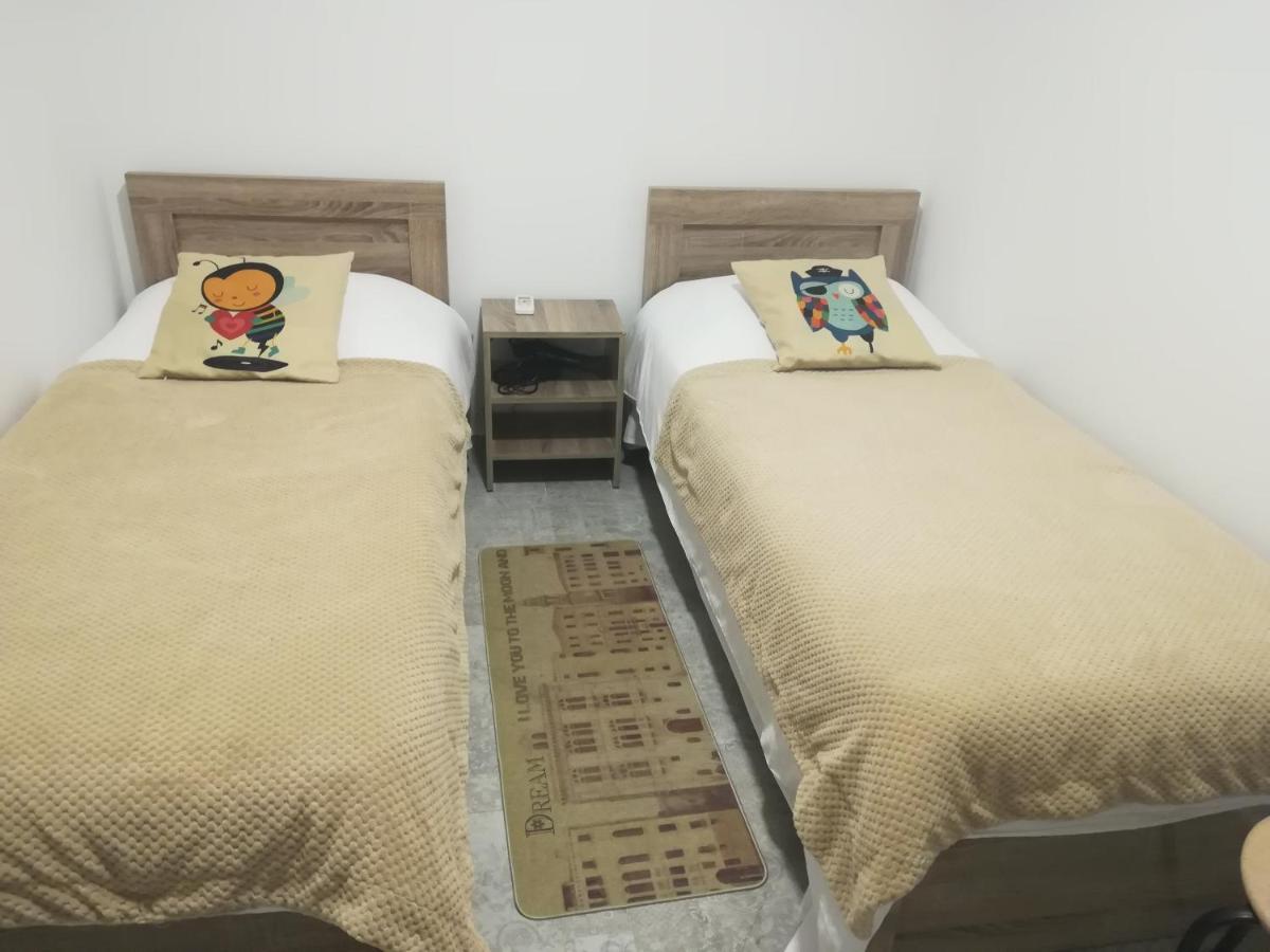 Family Нotel Banuri Kutaisi Pokoj fotografie
