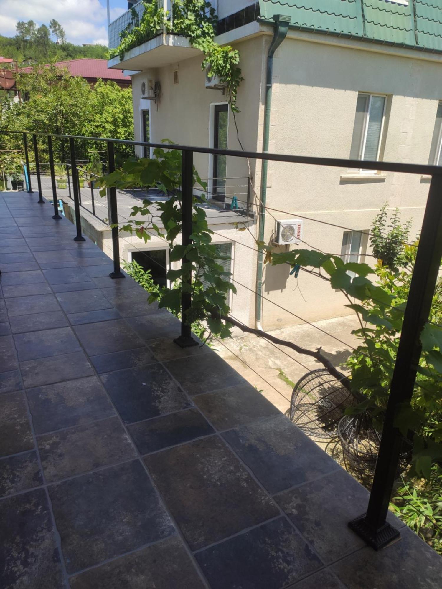 Family Нotel Banuri Kutaisi Pokoj fotografie